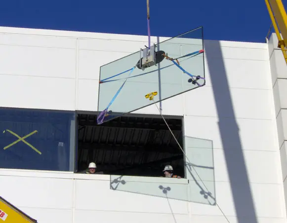 Glass Lifting Safety Guide